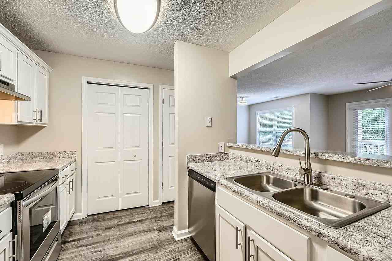 Rise Stone Gate - Photo 5 of 50