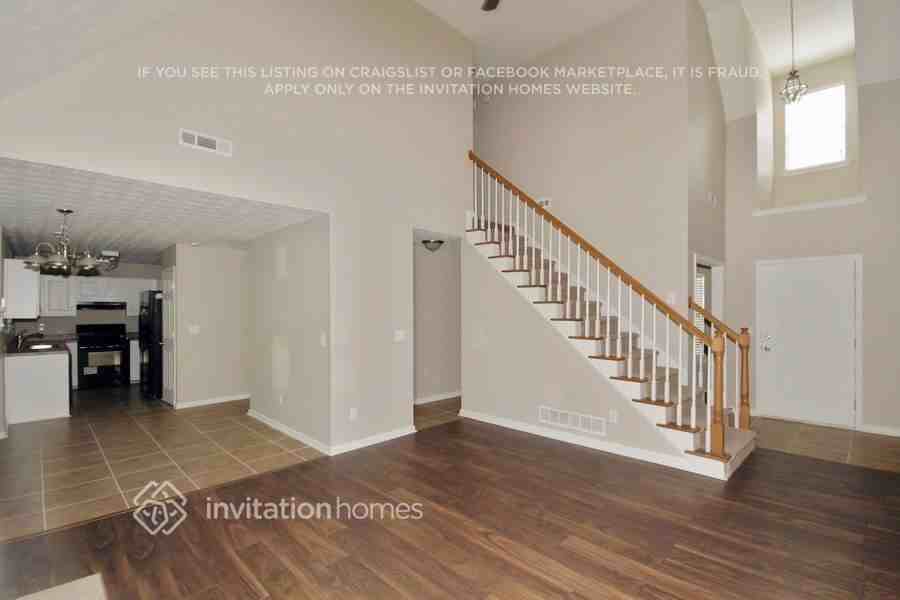 1213 Dressage Rdg Ne - Photo 6 of 17