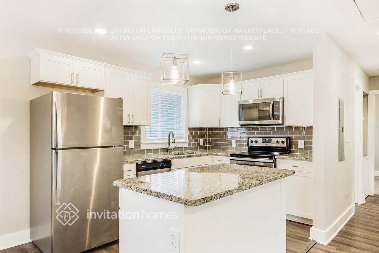 2121 Nichols Ln - Photo 6 of 21