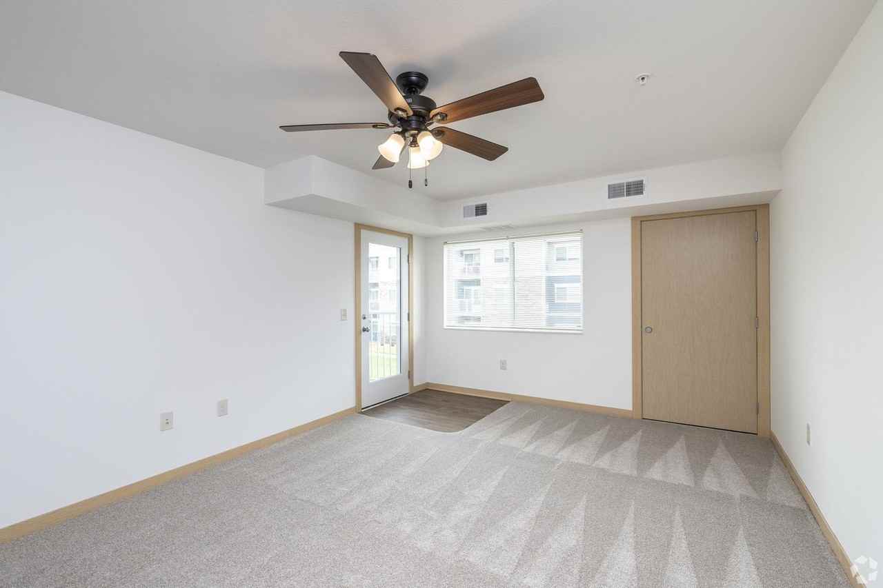 1615 24th Ave NW - Photo 4 of 12