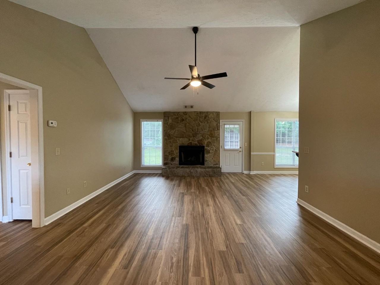 32 Mill Creek Dr - Photo 3 of 11