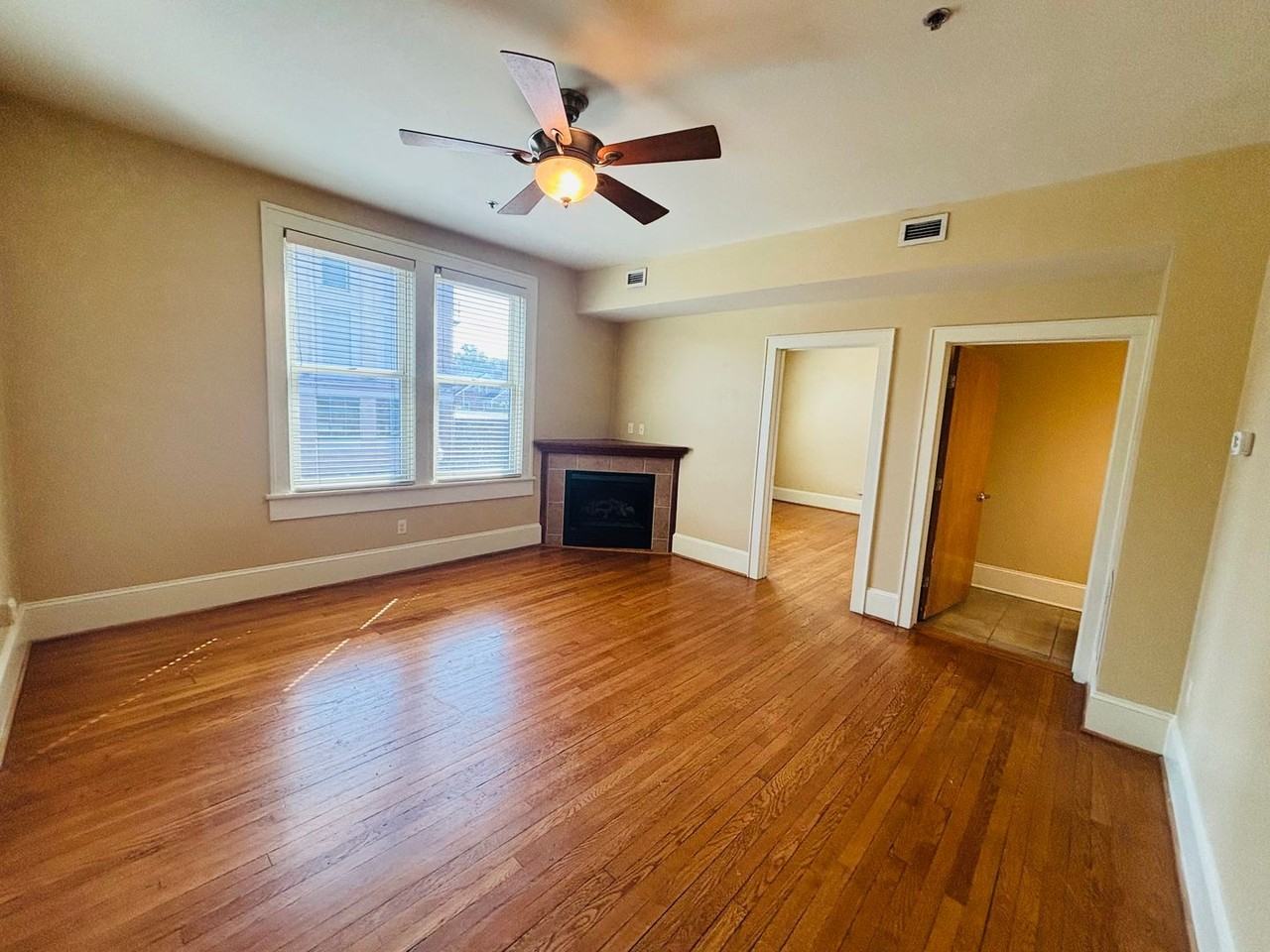 115 College Ave - Photo 2 of 15