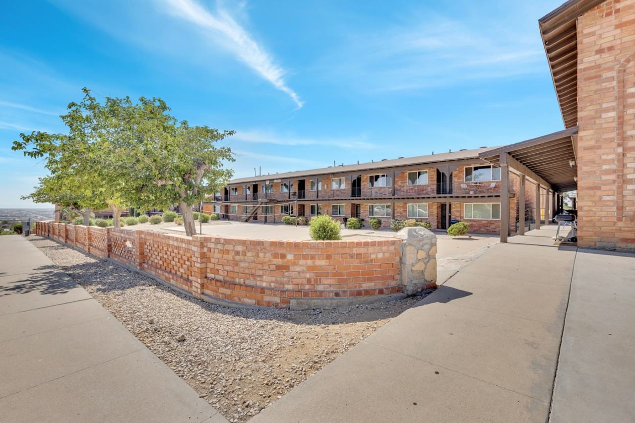 3300 Johnson - Photo 3 of 10