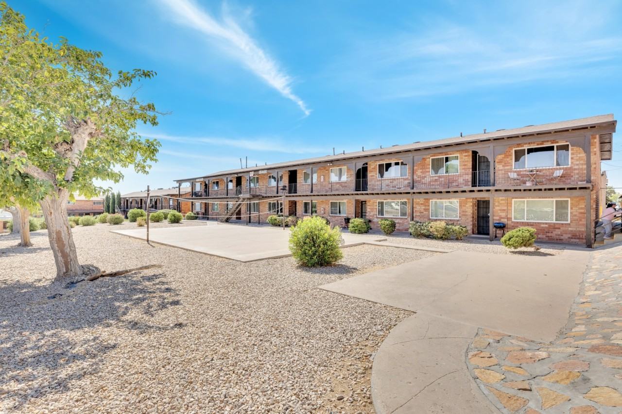 3300 Johnson - Photo 4 of 10