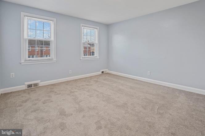 1744 Glen Ridge Rd - Photo 2 of 3