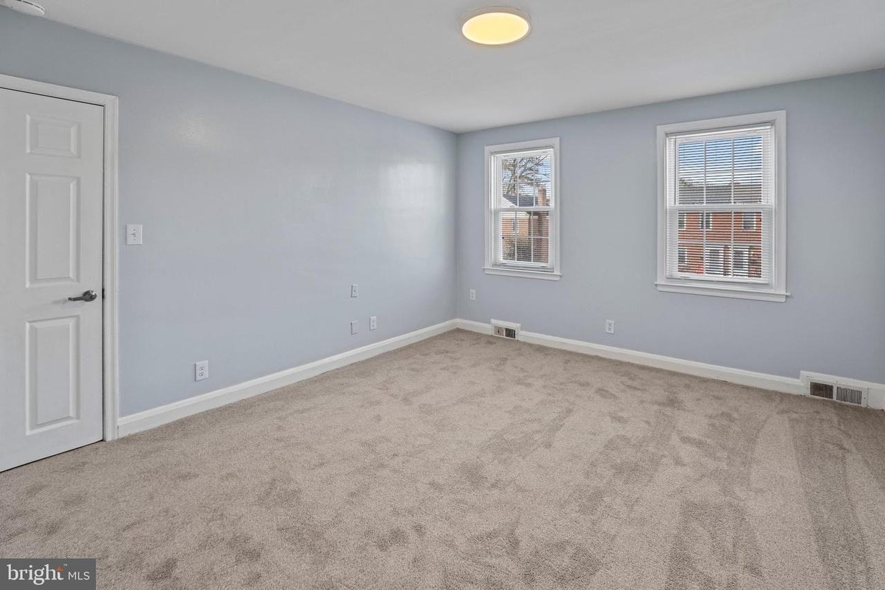 1744 Glen Ridge Rd - Photo 3 of 3