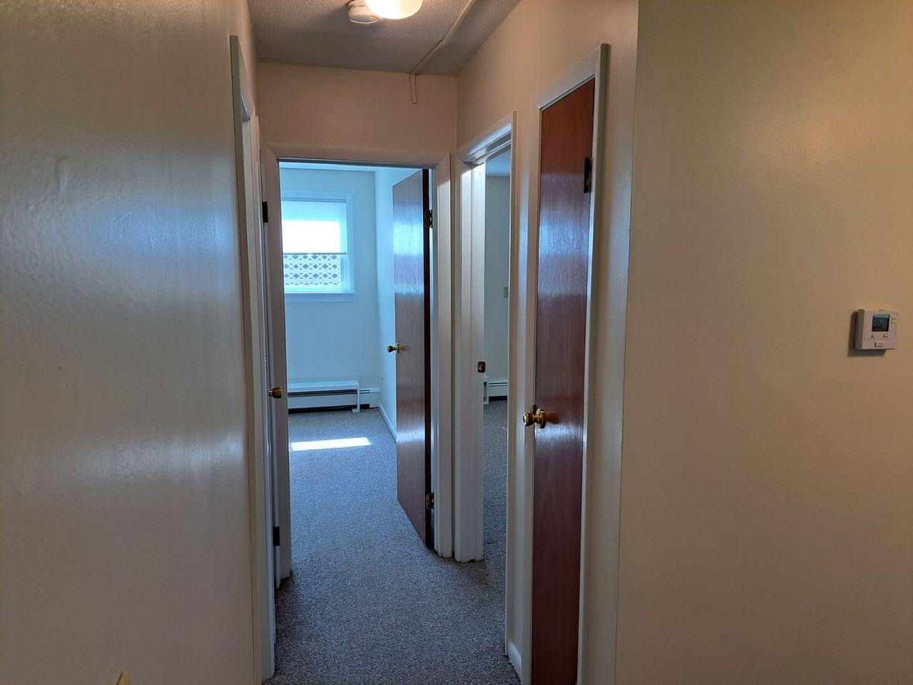 382-384 River St - Photo 4 of 11