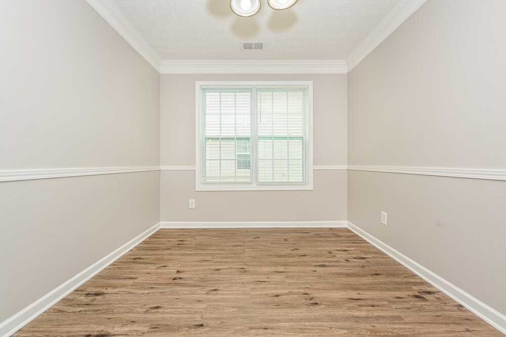 3807 Riverside Pkwy - Photo 6 of 17