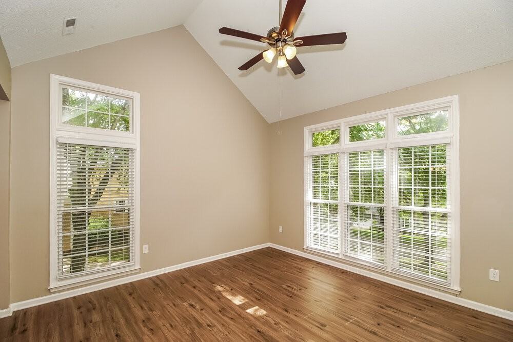 4107 Garden Grove Ln - Photo 6 of 17