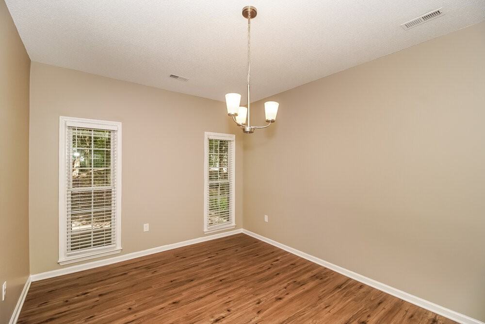 4107 Garden Grove Ln - Photo 7 of 17
