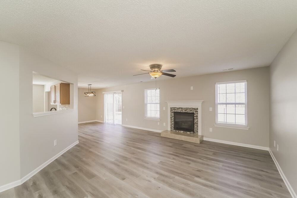 1001 Omaha Dr - Photo 5 of 17