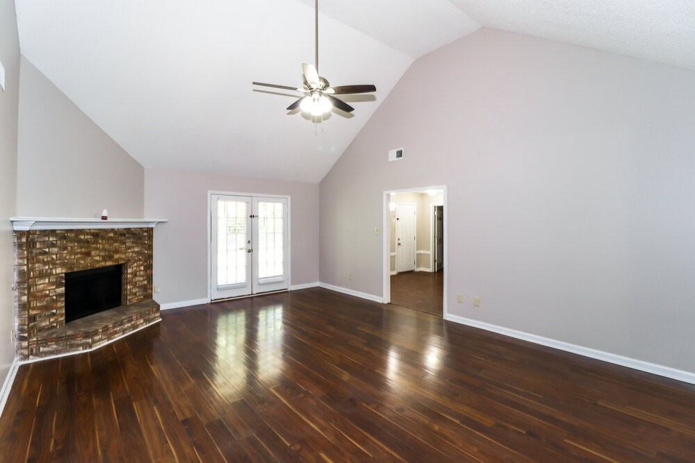 631 Betty Boyd Ln - Photo 4 of 16
