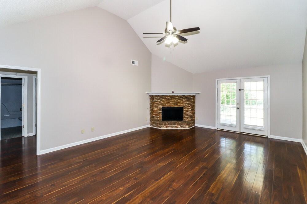 631 Betty Boyd Ln - Photo 5 of 16