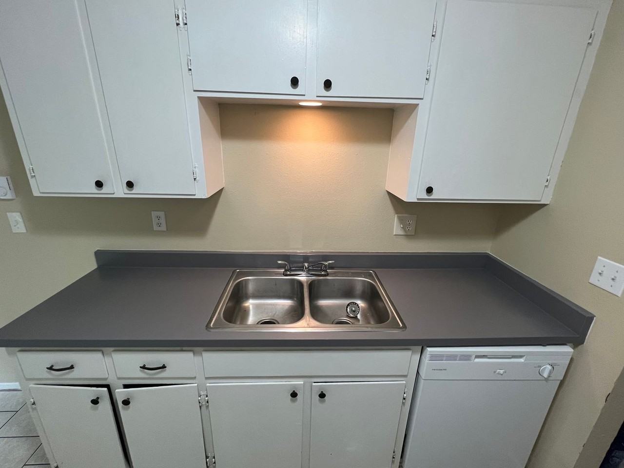 Meadow Creek Apartments - Photo 3 of 23