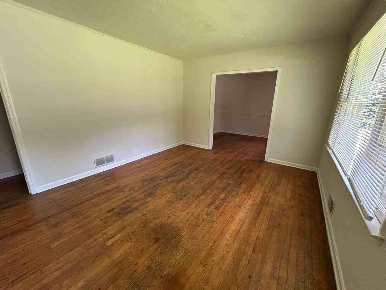 983 Wilson Rd Sw #983 - Photo 2 of 11