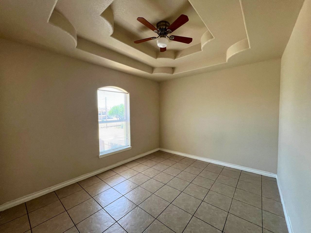 Camino de Luna Apartments - Photo 3 of 10