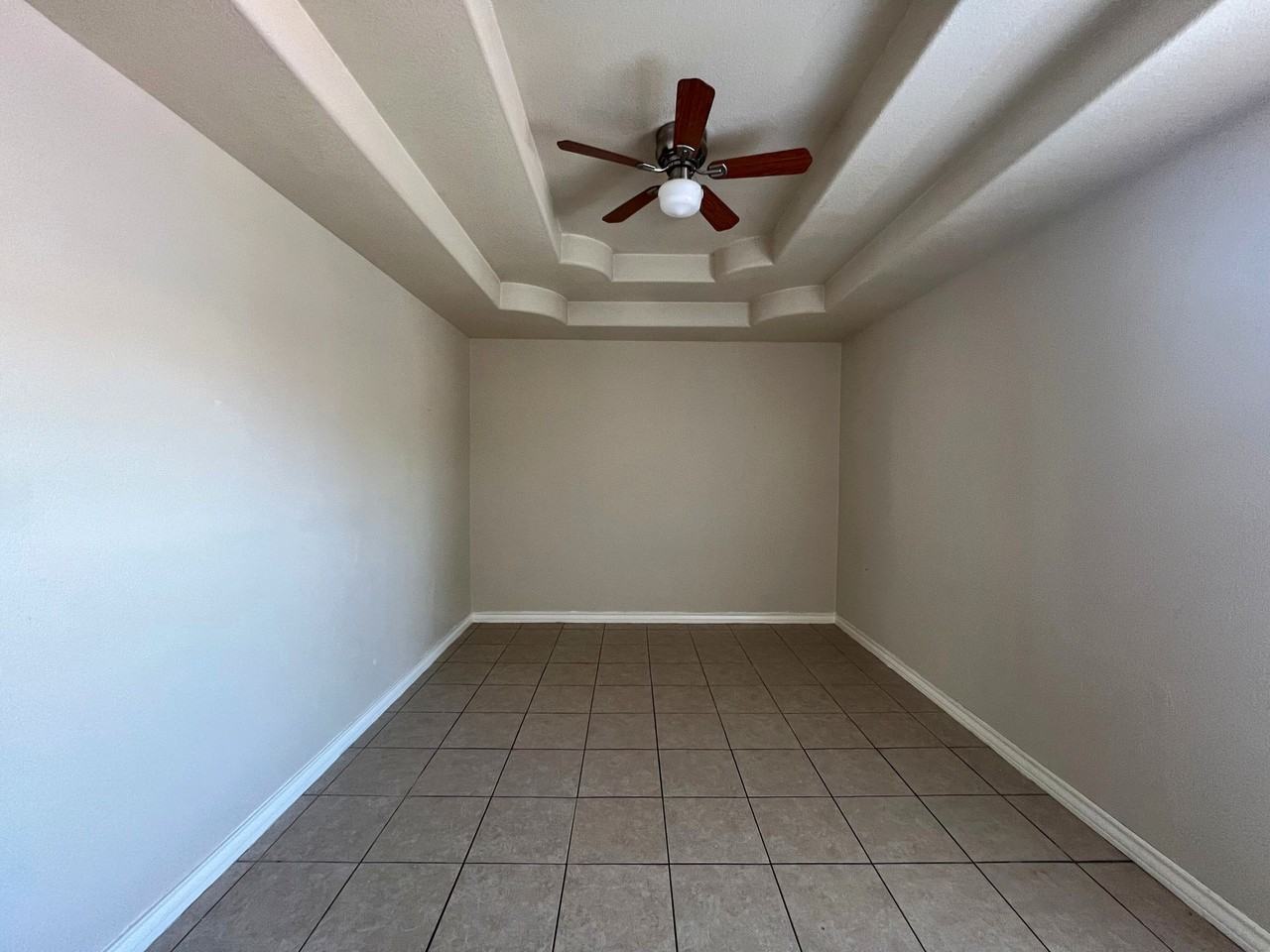 Camino de Luna Apartments - Photo 4 of 10