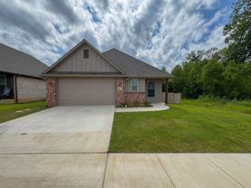 205 Lindsey Ln - Photo 1 of 1