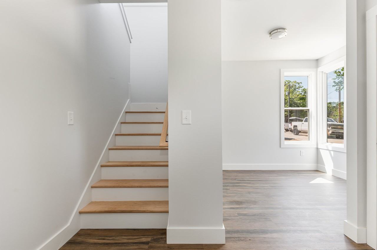 819 S Alston Ave - Photo 7 of 50