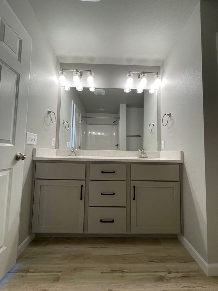 125 Marshall Loop - Photo 3 of 20