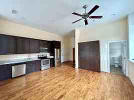 featured image of 201 S Conkling St