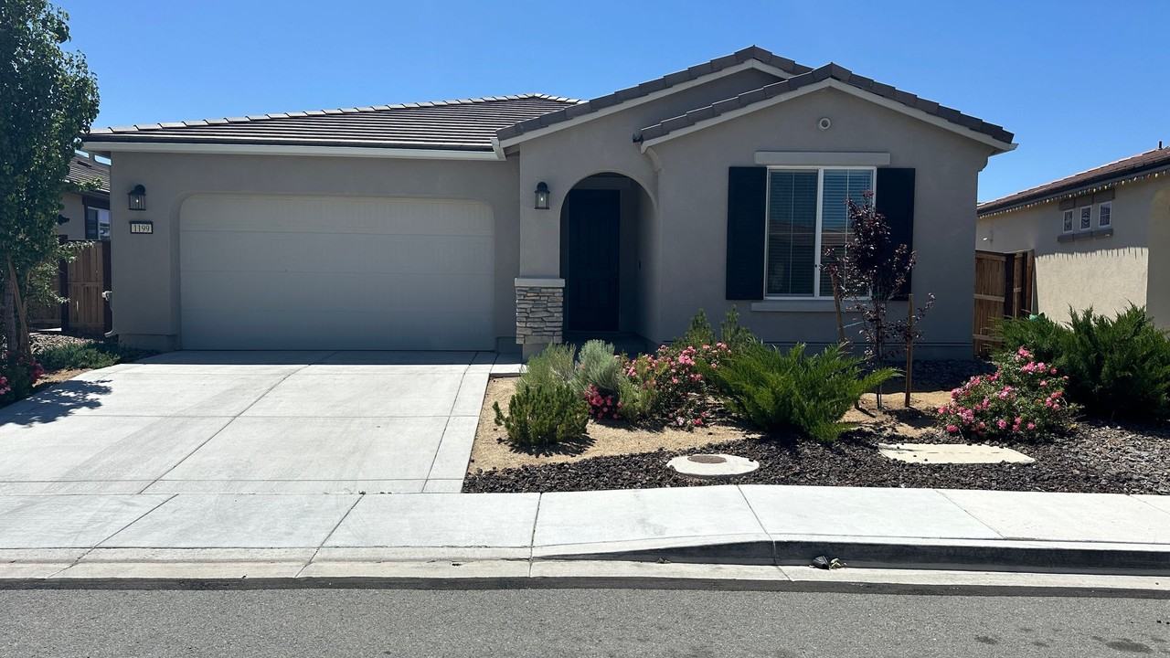 1199 Barn Owl Dr - Photo 2 of 36