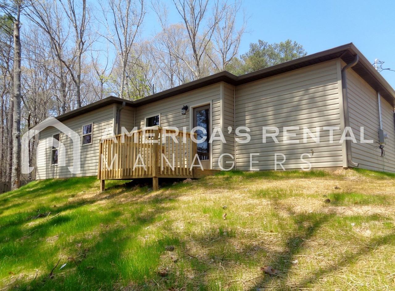 17645 Wallace Chapel Ln - Photo 5 of 18