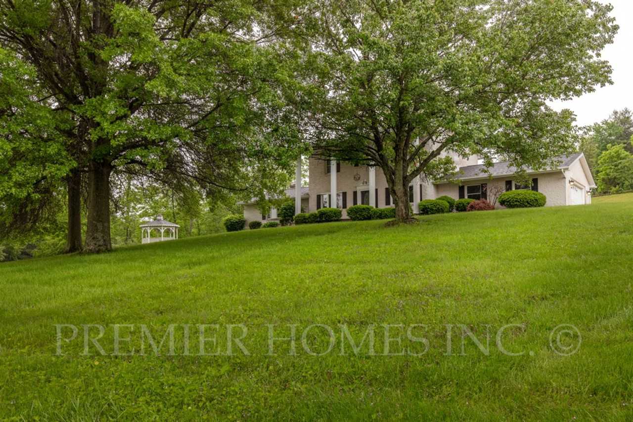 1106 N Orchard Rd Ne - Photo 2 of 41