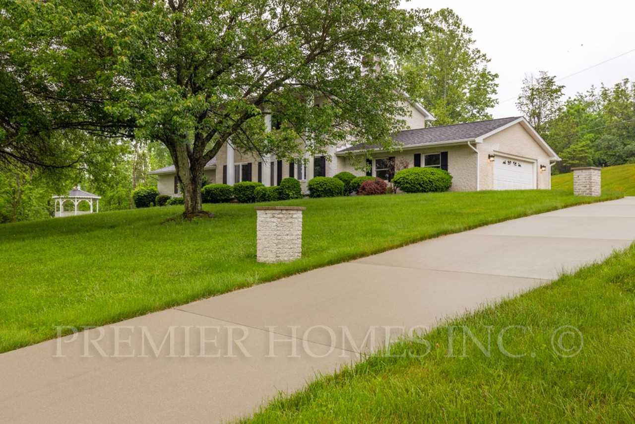 1106 N Orchard Rd Ne - Photo 3 of 41