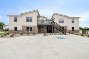 2200 Creekside Lane #D - Photo 1 of 1