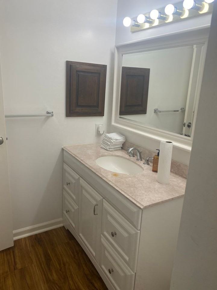 921 Marine Dr #210 - Photo 4 of 12