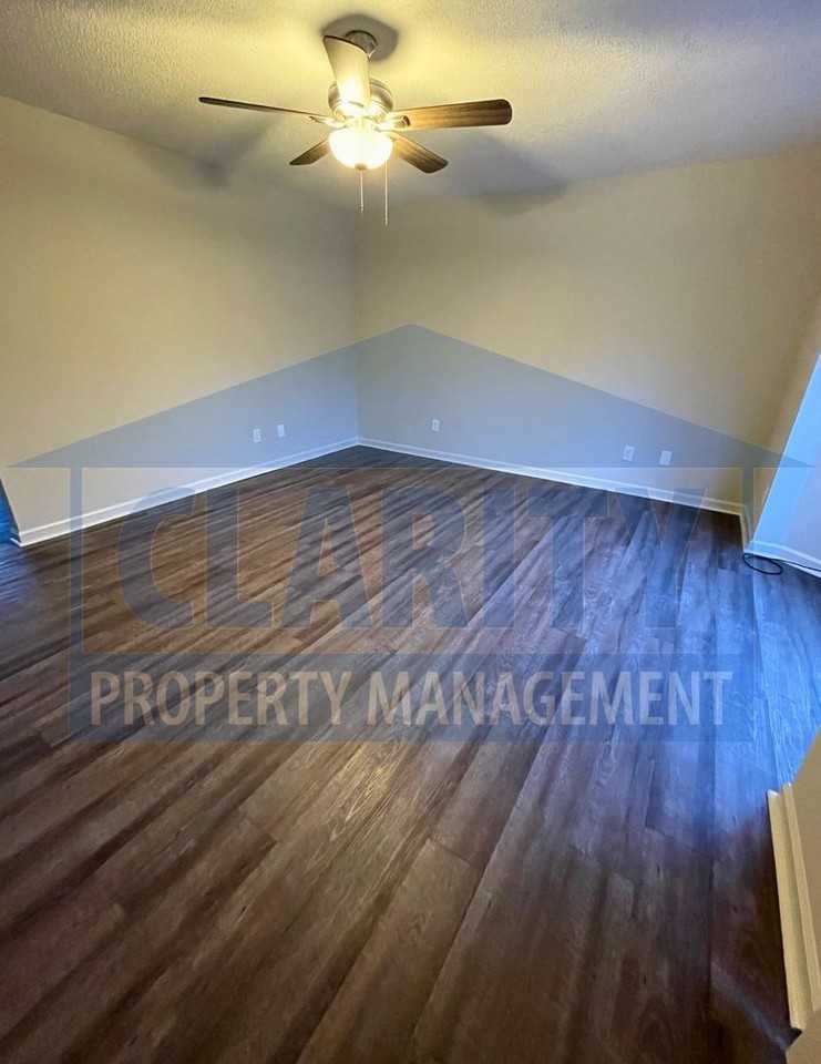 906 Valley Head Rd Nw - Photo 4 of 16