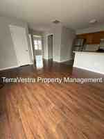 featured image of 176 North Broadway