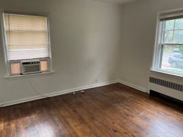 featured image of 985 E 1st Ave