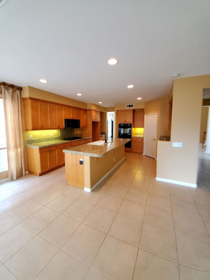35683 Stock St - Photo 2 of 18