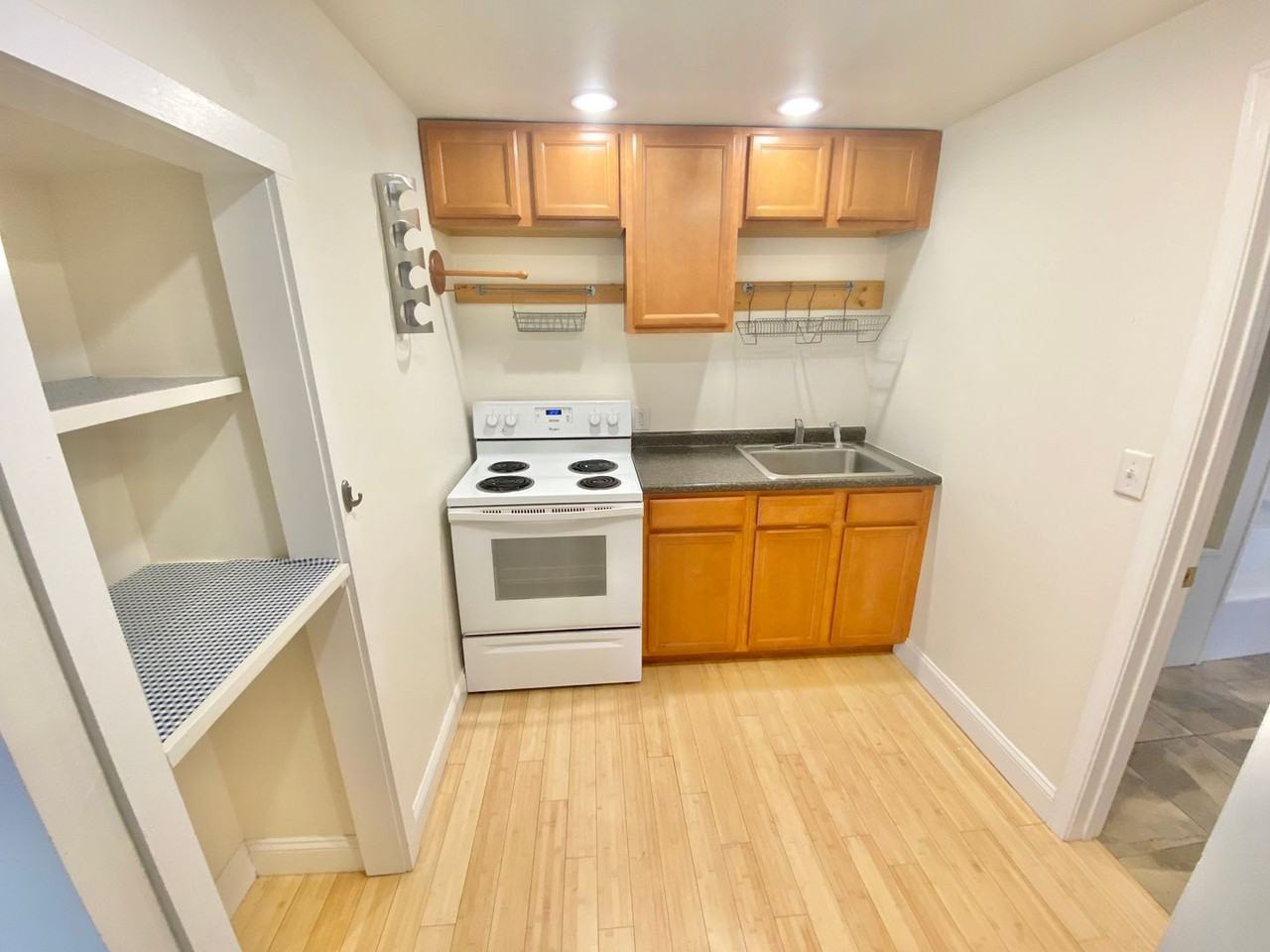 81-83 Monroe Street - Photo 2 of 26