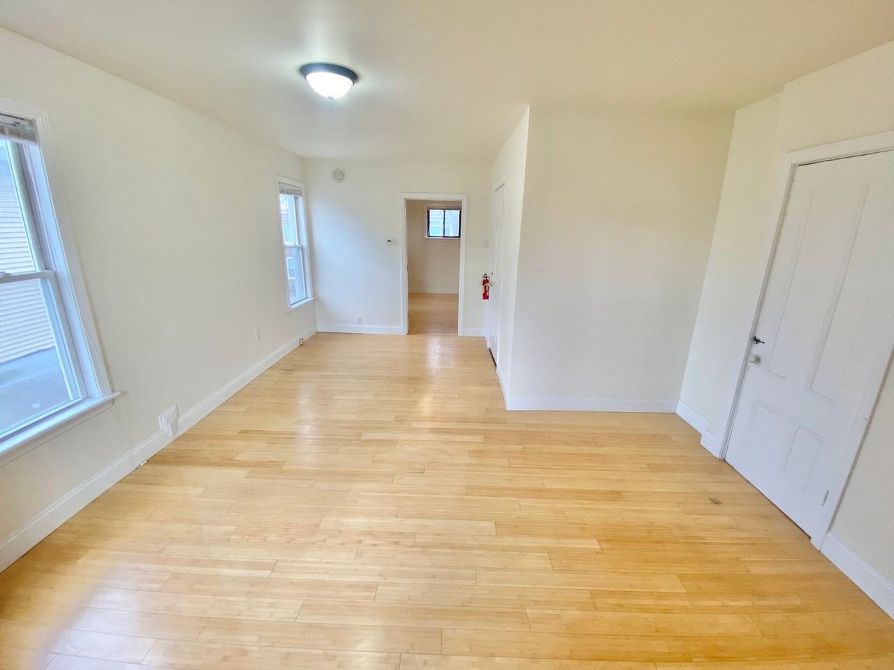 81-83 Monroe Street - Photo 7 of 26