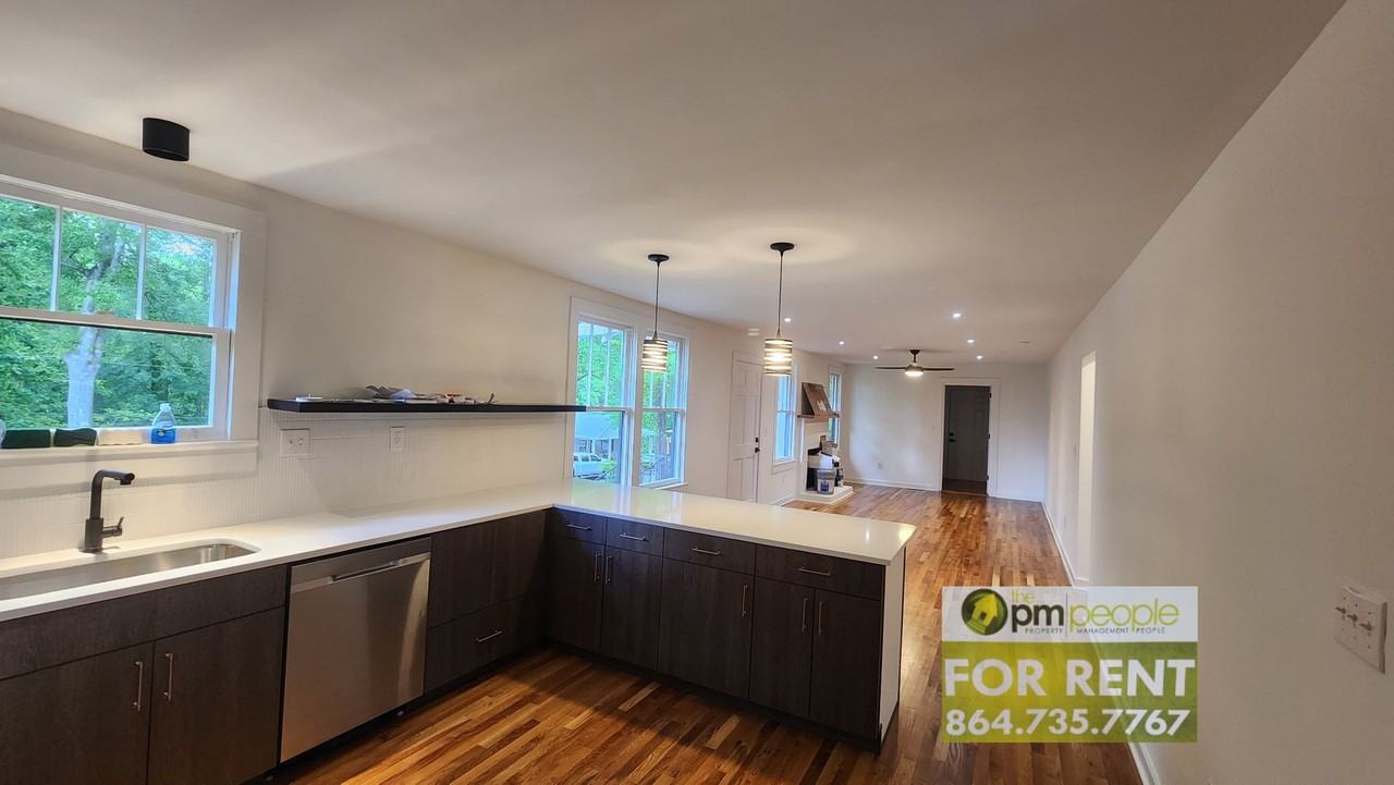 113 Saint Lo Cir - Photo 2 of 13