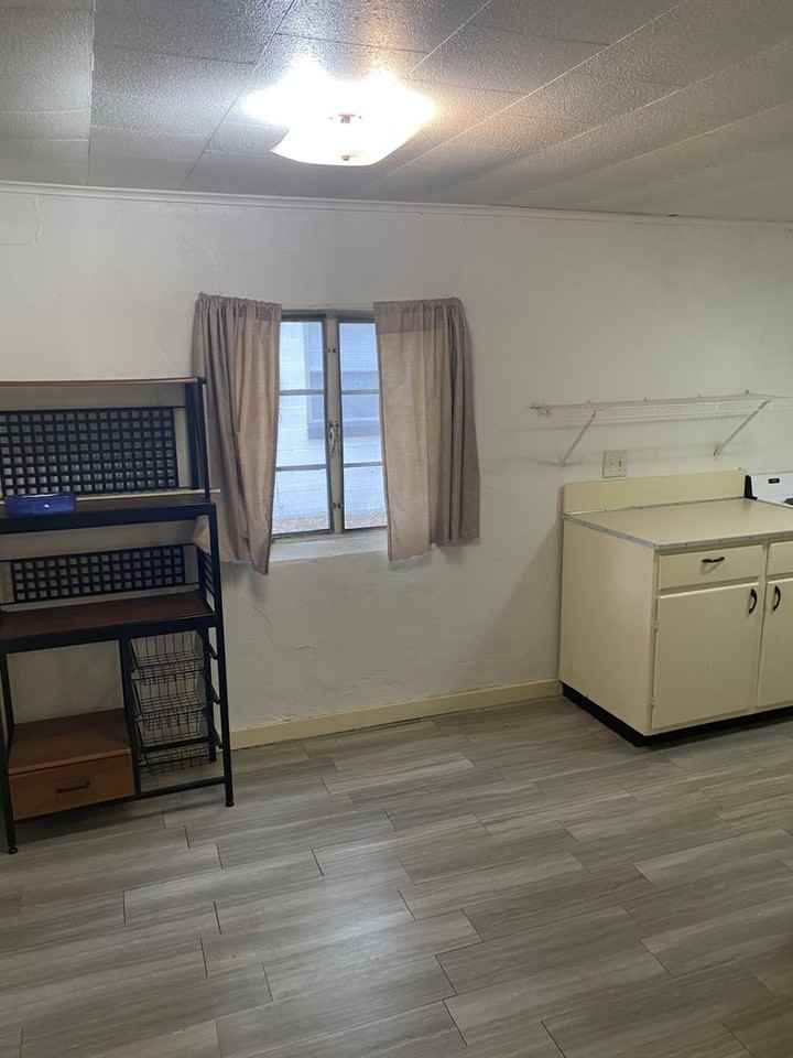 129 Dora Ave - Photo 2 of 8