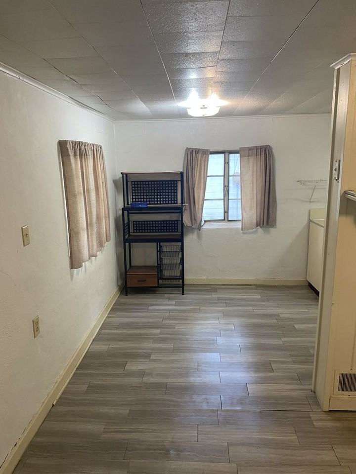 129 Dora Ave - Photo 3 of 8