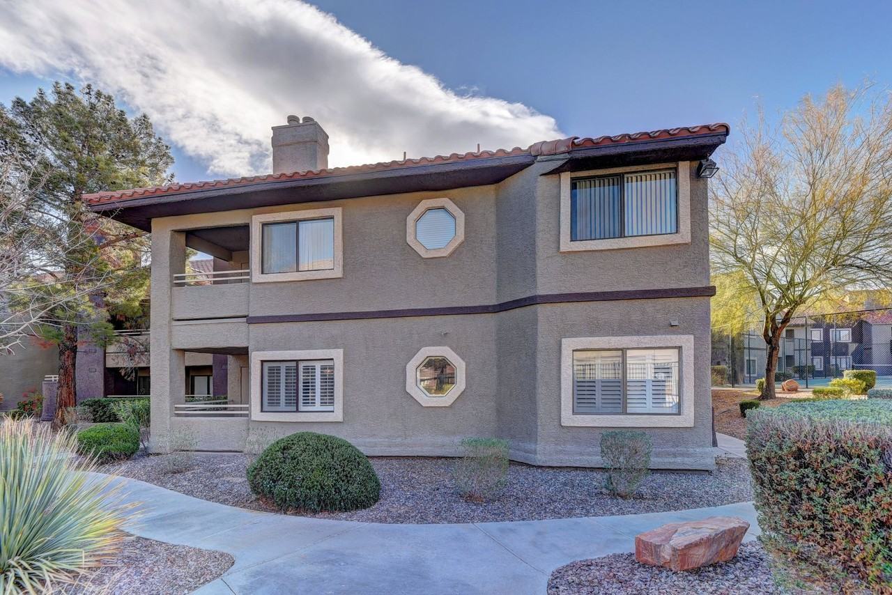 5020 South Rainbow Boulevard #105 - Photo 3 of 25