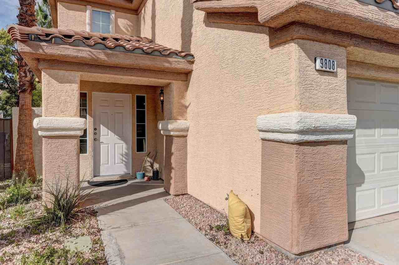 9808 Via Delores Ave - Photo 3 of 26