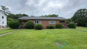 featured image of 2112 N Stewart Ave