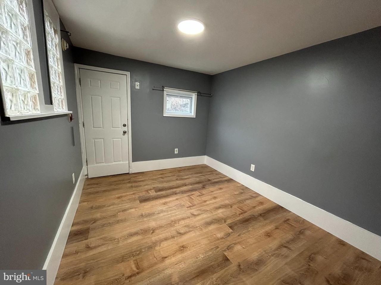 1739 Monument St - Photo 6 of 14