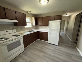 Country Manor-824 E Wyman Street - Photo 1 of 1