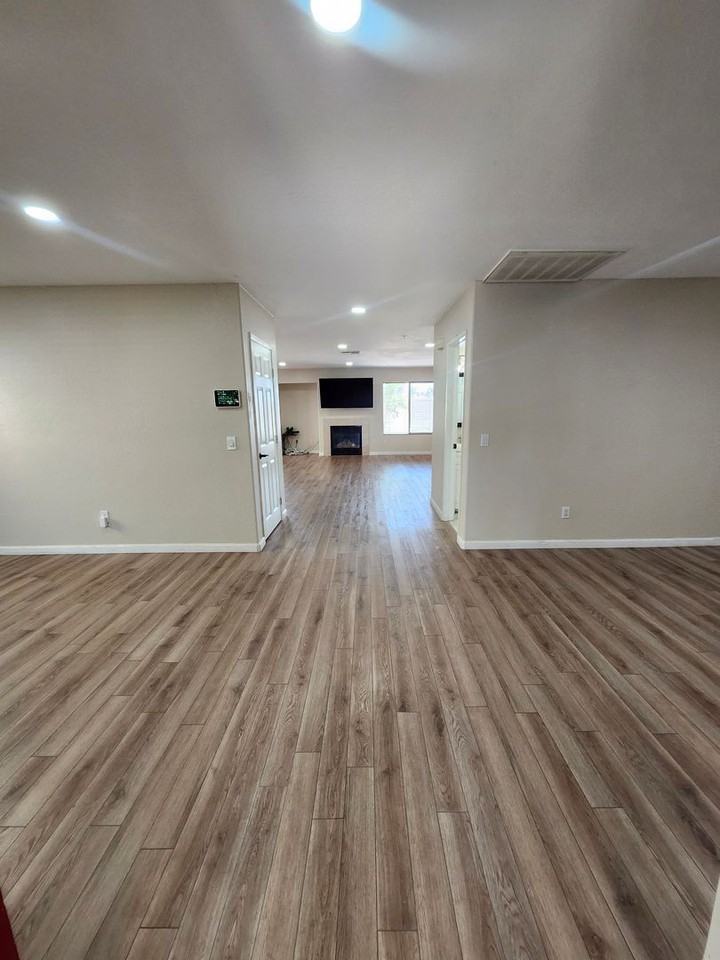 17052 Via De Anza - Photo 3 of 50