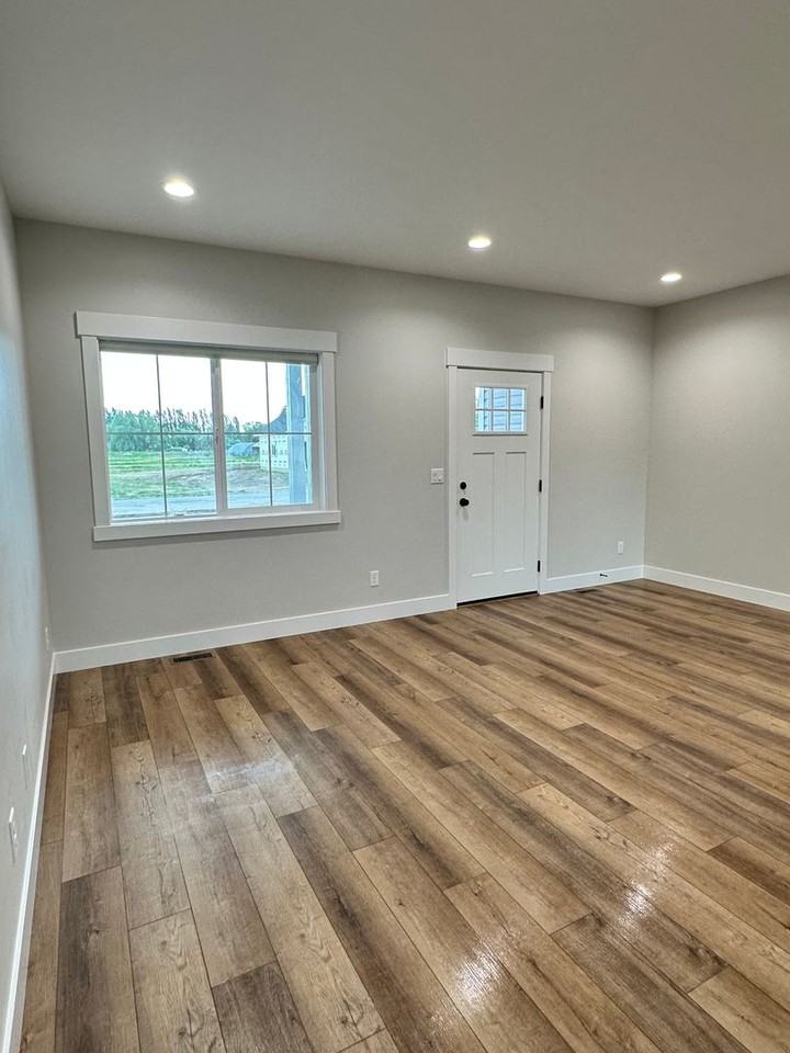3988 Maple Tree Way - Photo 2 of 6