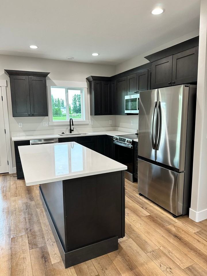 3988 Maple Tree Way - Photo 3 of 6