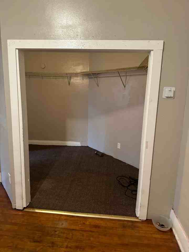 554 Bellows St - Photo 4 of 6