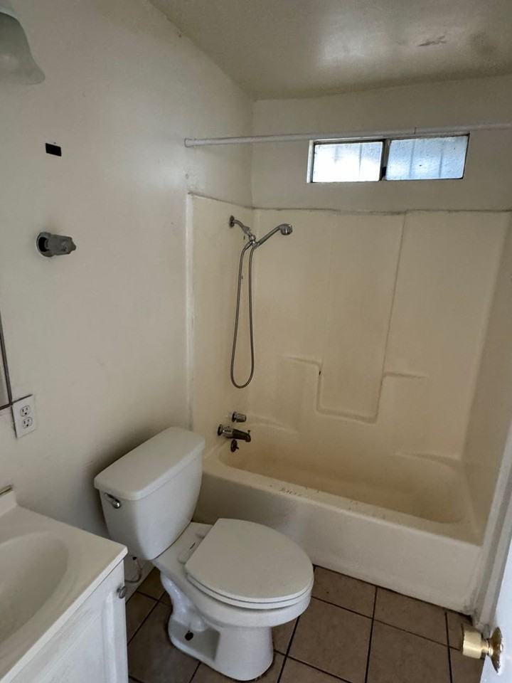 1100 Ralston St #A - Photo 3 of 12